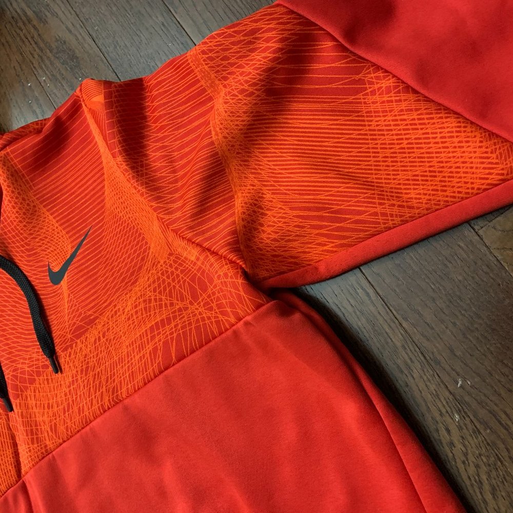 Nike Therma Hoodie Red Block (L) - Picture 5 of 9